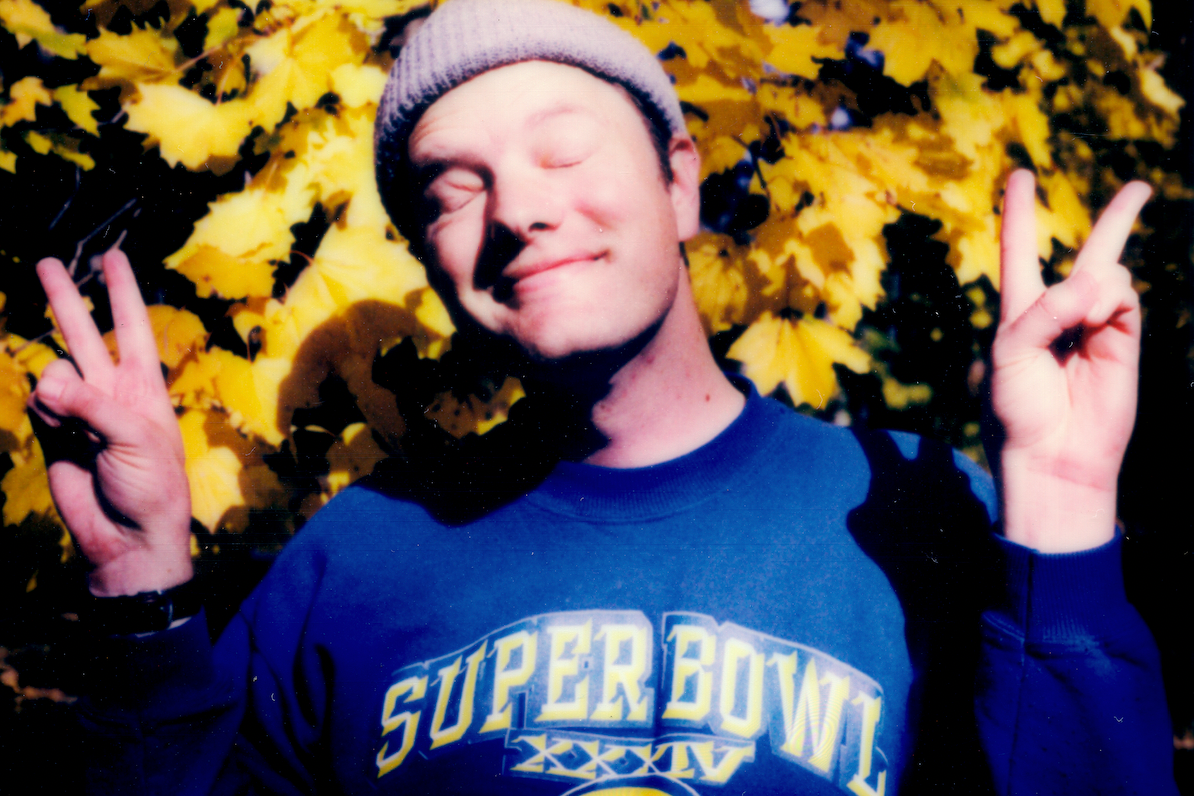 KDHX Donor Spotlight: Andrew Smreker KDHX Donor Spotlight: Andrew Smreker