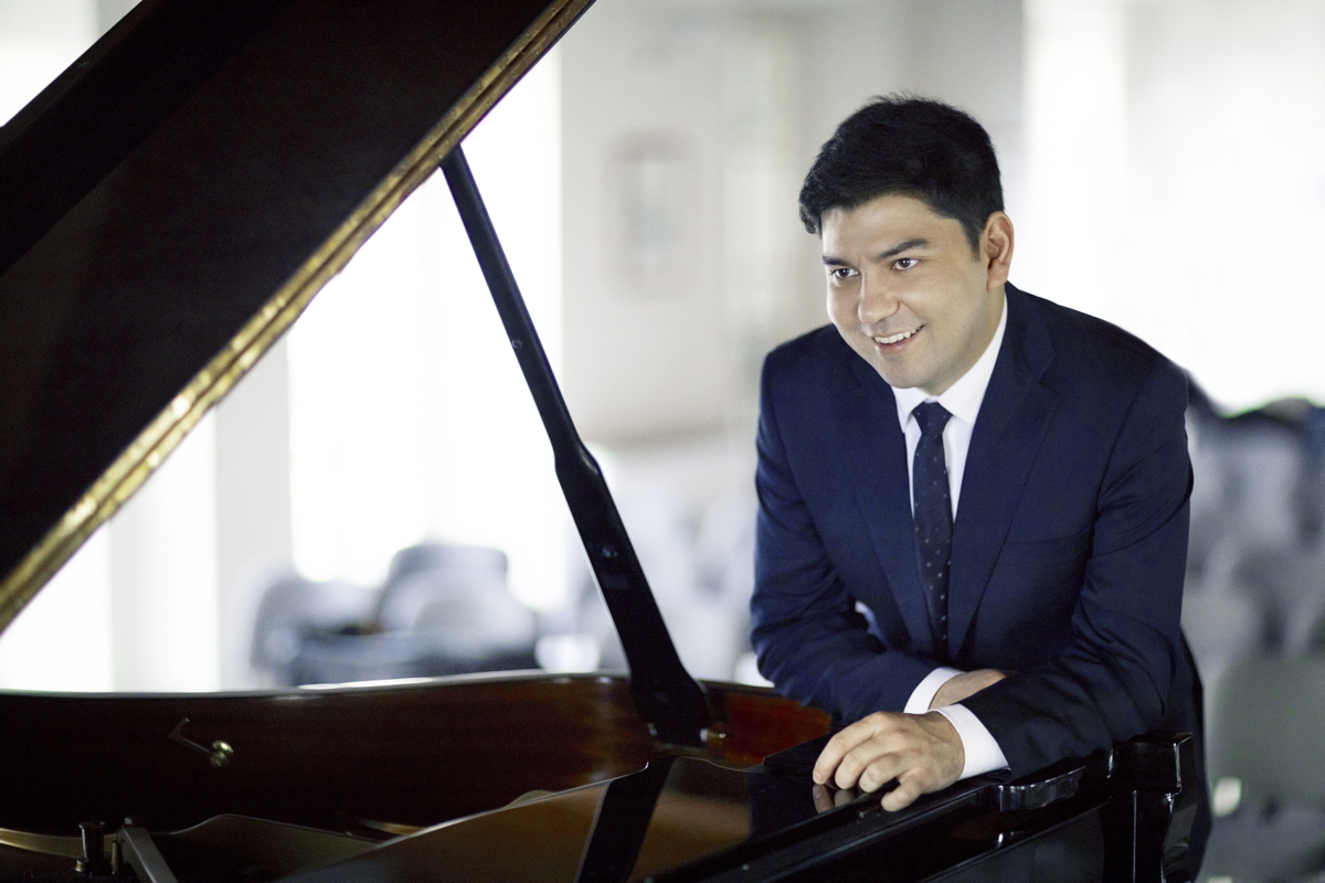 Behzod Abduraimov Photo: Evgeny Eutykhov courtesy of the SLSO