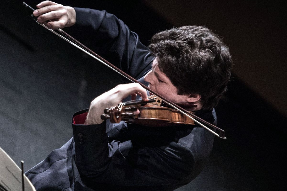 Violinist Augustin Hadelich. Photo courtesy of the SLSO.