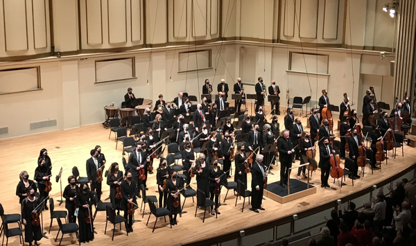 Stéphane Denève and the SLSO take bows Stéphane Denève and the SLSO take bows